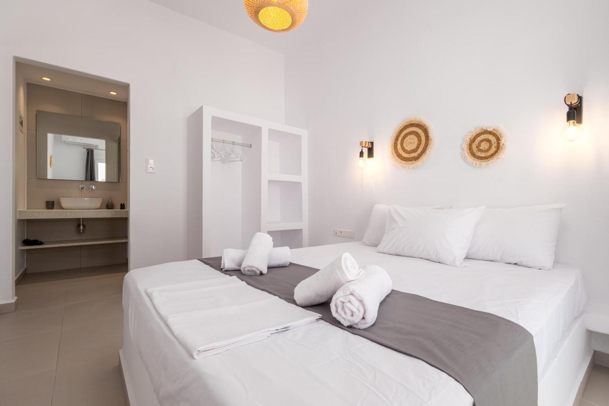 Althea Paros Lejlighedshotel Náousa Eksteriør billede